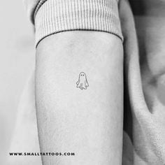 Minimalist Tattoos - AlleTattooshops